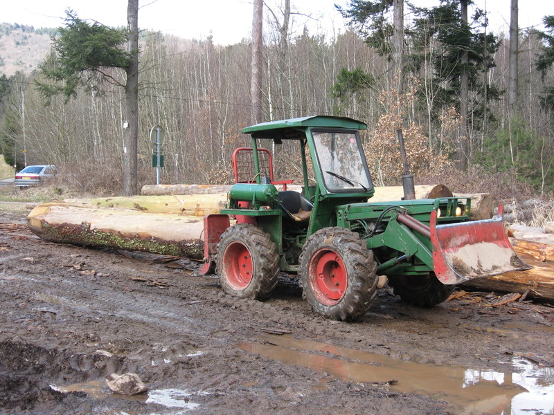 tracteur forestier articule