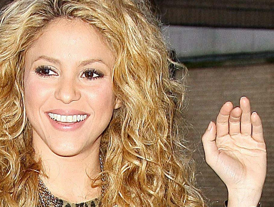 Shakira Hands Naked Onlyfans