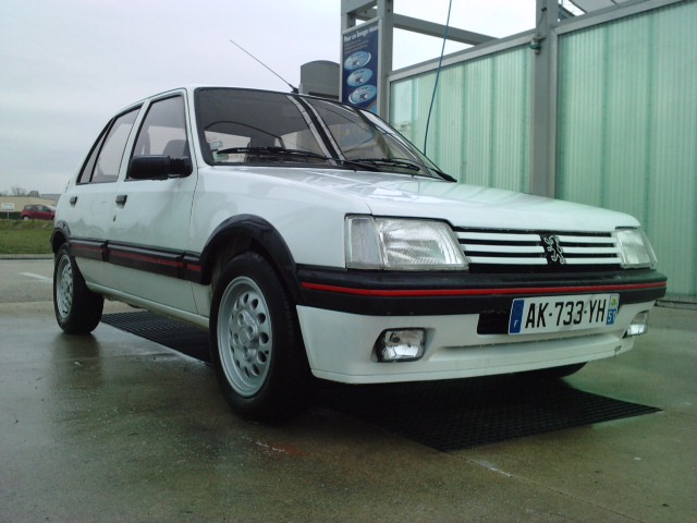 205 gti 1.1 5 portes 205 gti 1.1 5 portes